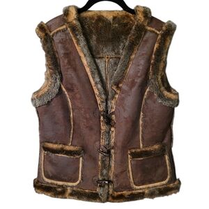 Scully faux suede & fur western style     vest - XL.          J14